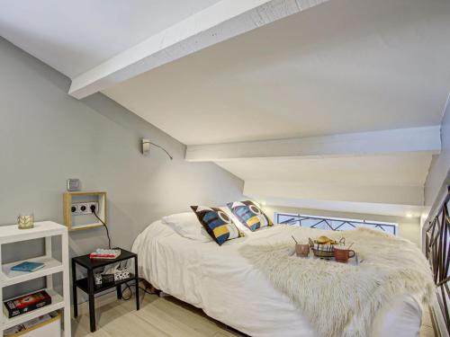 Maisonette avec cours privative dans residence securisée avec Piscine