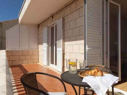 Apartments Bonavista - Superior Two Bedroom Apartment with Balcony and Sea View A1