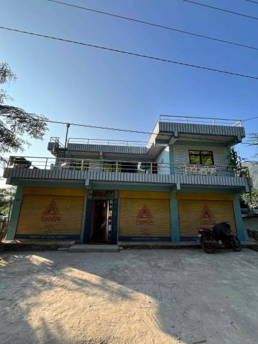 Hotel Sherpa and Lodge