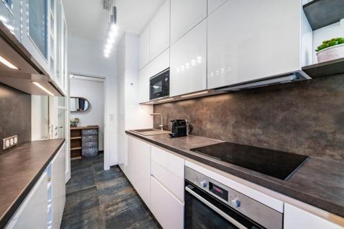 Brand new 2 bedrooms heart of Cannes