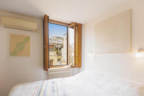 Design duplex Penthouse with Terrace and elevator in Monti