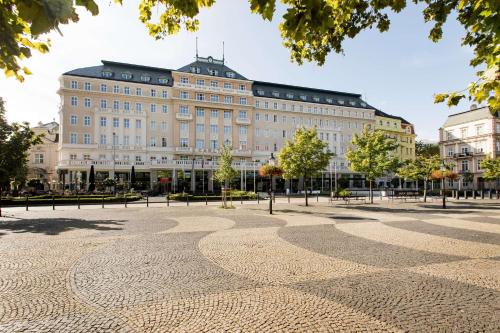 Radisson Blu Carlton Hotel, Bratislava — Property building