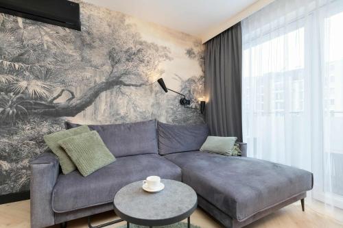 Floral Apartment Długie Ogrody in Gdańsk with Air Conditioning by Noclegi Renters
