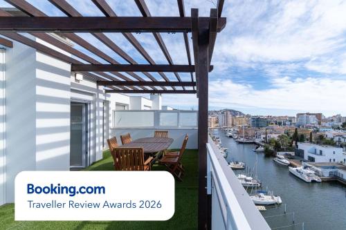 Milenial Immo Vigata - Maravilloso dúplex con vistas panorámicas a los canales y piscina