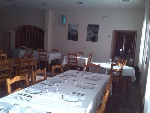 Restoran ili drugo mesto za obedovanje u objektu Camino de las Bardenas