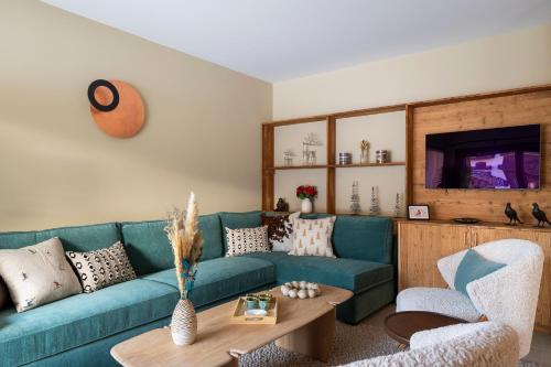 Apartment Blue Ibex