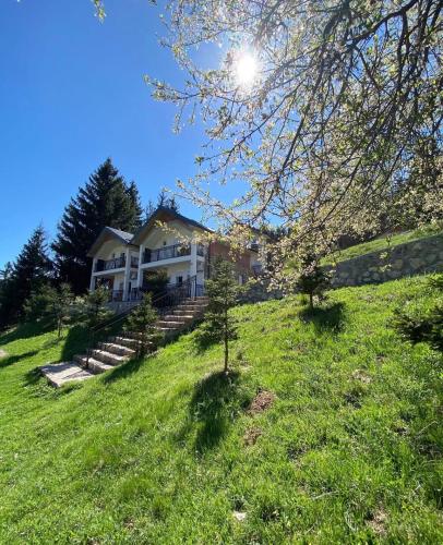 Vrt u objektu Lahuta Resort