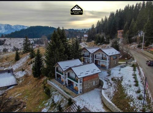 Lahuta Resort