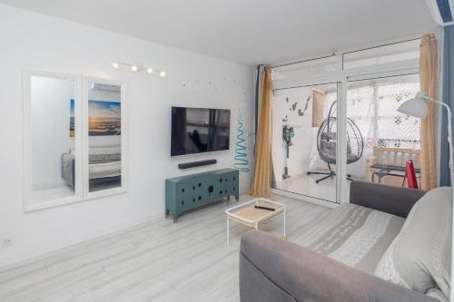 Vintage Flat - Terrace & Pool