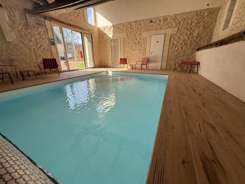 Les Gîtes de La Pellerie - 2 piscines intérieur & extérieur - Touraine - 3 gîtes - familial, calme, campagne