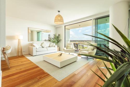 Bayline Apartment Beachfront, Lagoon View & Spa