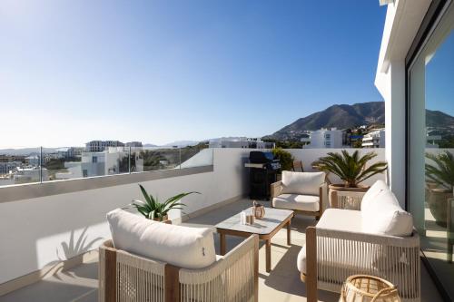 Panorama Luxury Penthouse in Higueron