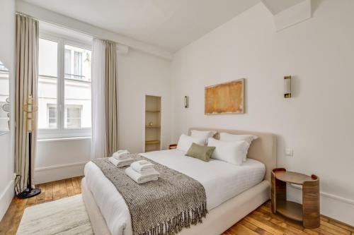 Pick A Flat's Apartment in Louvre - Rue Coquillère