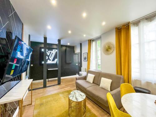 UrbanFlat 158 - Cosy Apartment in the center of Paris