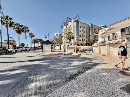 BAJ - Renovated Apartments on Bajondillo Seafront - Quiet Pedestrian Street, AC
