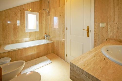 Stylish Duplex Penthouse Los Lagos de Santa Maria