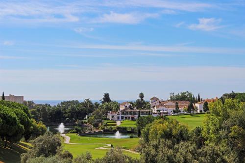 Stylish Duplex Penthouse Los Lagos de Santa Maria