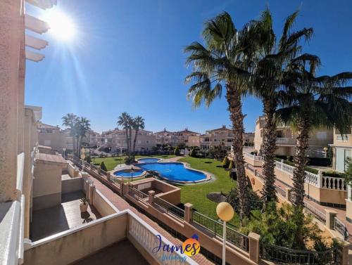 Lovely Three Bed Three Bath Townhouse PF4