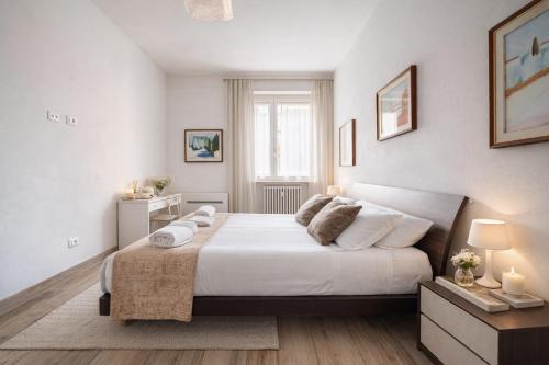 Ponte Vecchio Newly restyled flat, Walk Everywhere