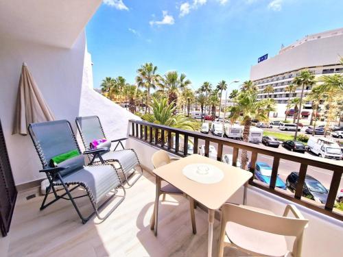Apartment close to the sea
