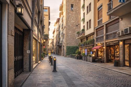 Ponte Vecchio Newly restyled flat, Walk Everywhere