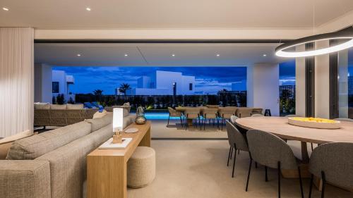 6 Bedroom Luxury Villa in Marbella with Private Gym and Sauna