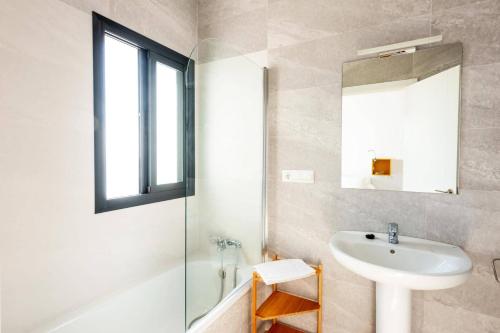 Villa Ladera Vista by Villa Plus