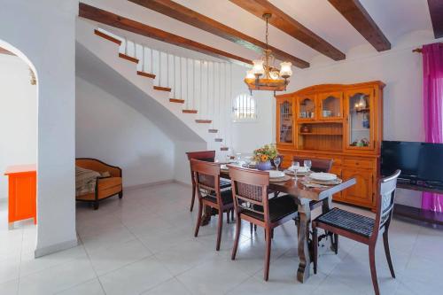 Villa La Marina by Villa Plus