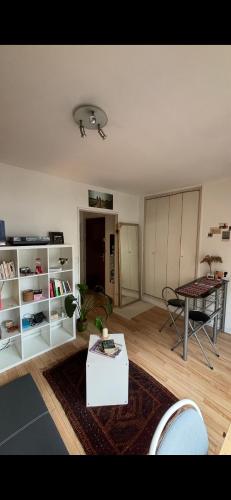 Charmant studio 25m2 à 10min à pied de Montmartre