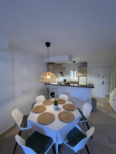 Estepona - Playa - Villa en urbanización privada cerca del mar Da5