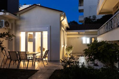 South Glyfada Downtown49 Apartment
