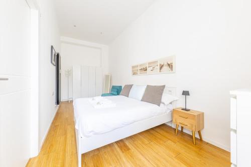 City Stay Bright and elegant apartment with WiFi