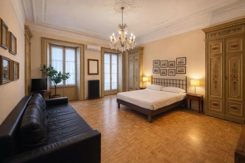 dHomes Apartments and Rooms - Galleria Gold, balcony