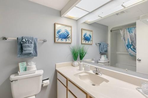 Oceanfront 2BR King Suite Atlantica Resort photo 19
