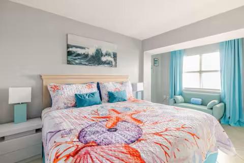 Oceanfront 2BR King Suite Atlantica Resort photo 30