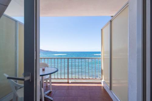 El Sueño Canario- Beach Front apartment in Las Canteras