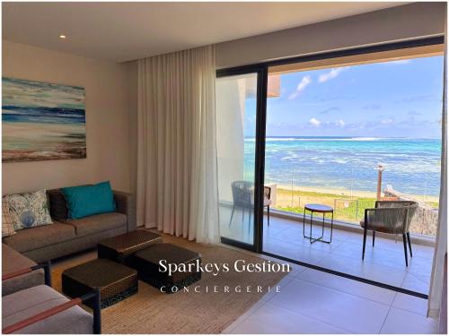 SG21 l Oceanfront Terraces l Appartment