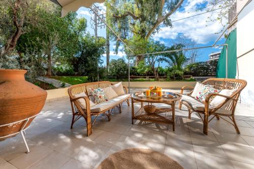 2b apartment beyond a house Glyfada center