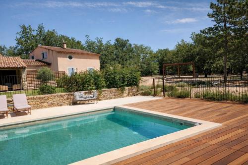 Mas de la Chêneraie Blanche, Maison de vacances avec piscine en Luberon