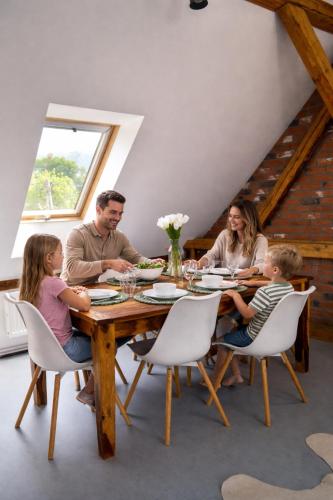 BESKID HOUSE loftowy apartament blisko gór SAUNA&BALIA płatna by ReApartments