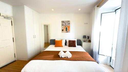 All Fama Home