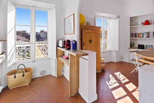 The Picasso - City centre - Duplex - Rooftop - AC - Stairs photo 6