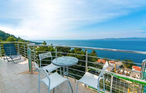 1 Bedroom Awesome Apartment In Brela