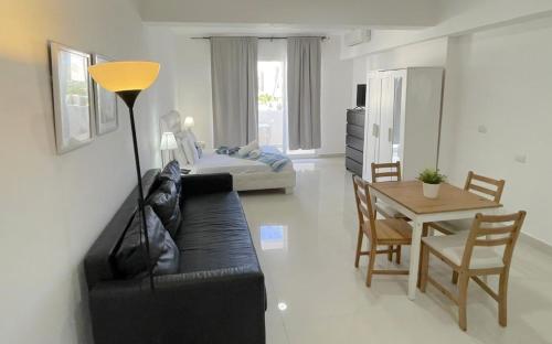 GRAND CARIBE SUITES plaza DUCASSI paya LOS CORALES