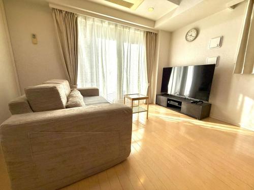 SELENTE 芝 Tokyo Tower - S4 Luxury 2 Bedrooms with living room kitchen and balcony