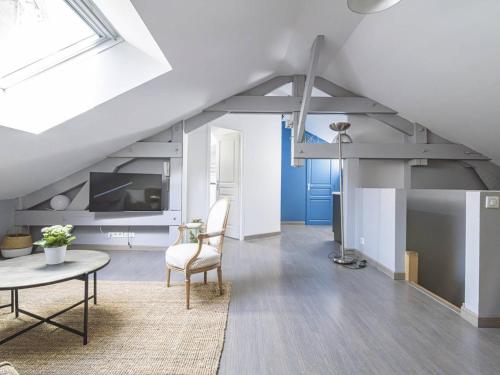 Appartement Chic à Reims, Confort & Élégance