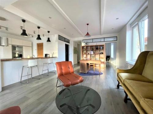 Grand Appartement 2 Chambres au Cœur de Reims