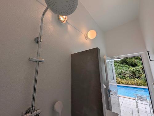 海が目の前 自然に囲まれた1棟貸切プールヴィラSiesta Private Pool Villa SIMPLE IS&GIFT