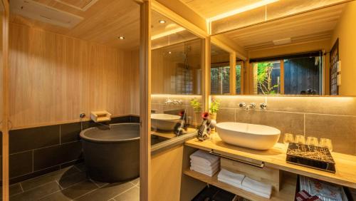 Guesthouse-Hana・Petalstream Villa