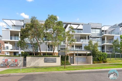 an image of an apartment building at Epping 2BR House with Parking in Epping